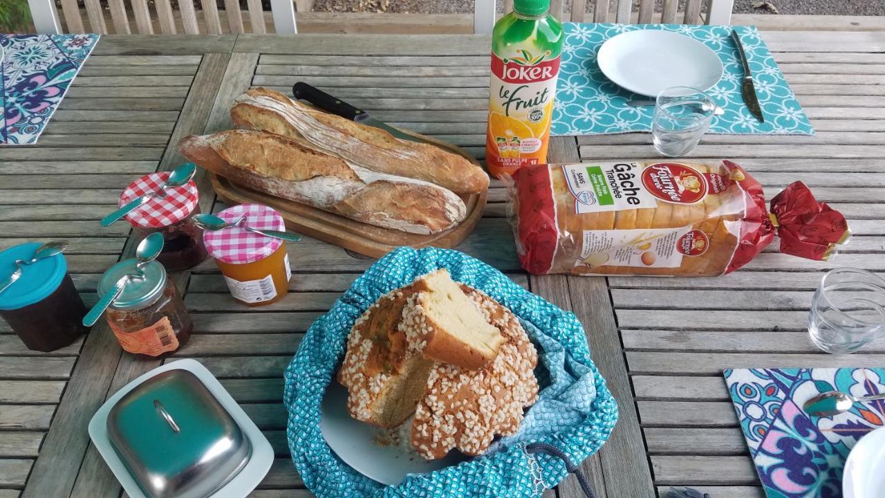 Chambre Chez L'Habitant Avec Spa Et Petit-Dejeuner En Lisiere De Foret Le Teich Luaran gambar
